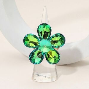 Abalone Olive Green Cluster Crystal Stretch Flower Ring